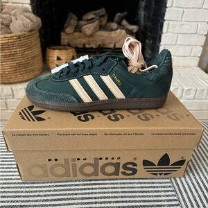 NWT adidas samba’s